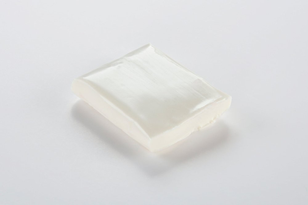 Cernit Polymer Clay 56g | Translucent - 024 Night Glow -
