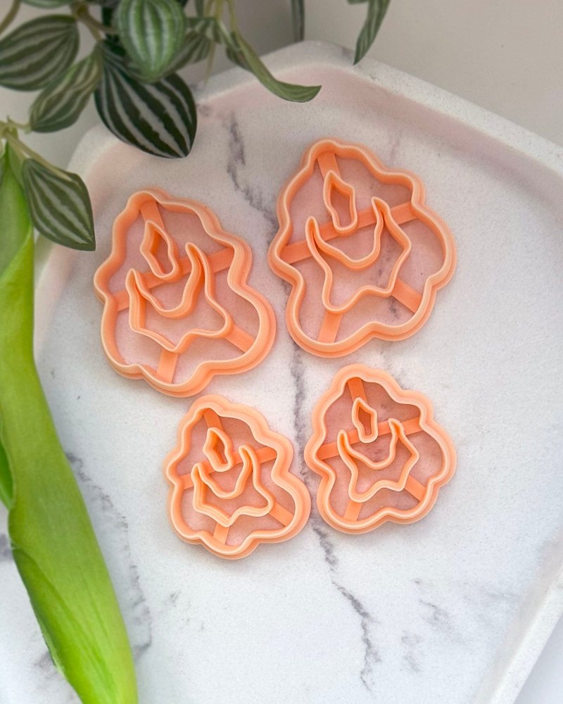 Organic Wavy Donut Clay Cutter -