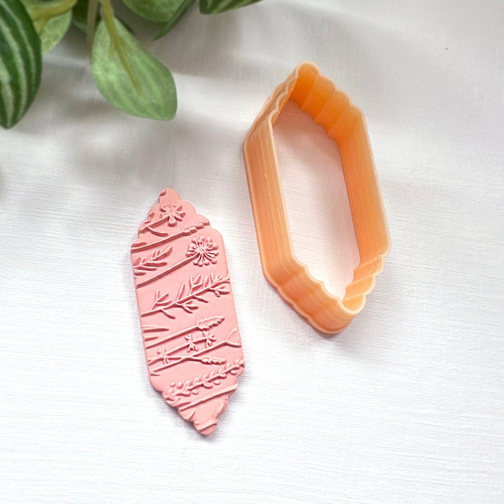 Scalloped Long Diamond Clay Cutter -