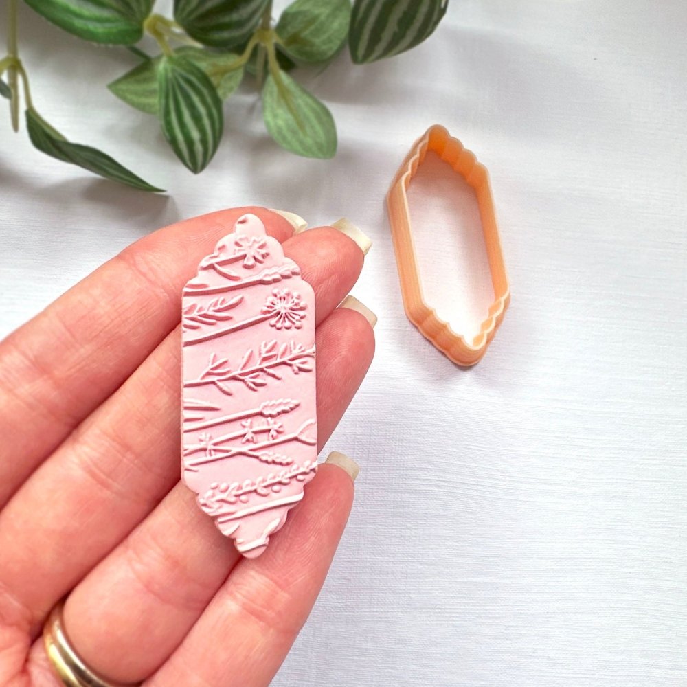 Scalloped Long Diamond Clay Cutter -