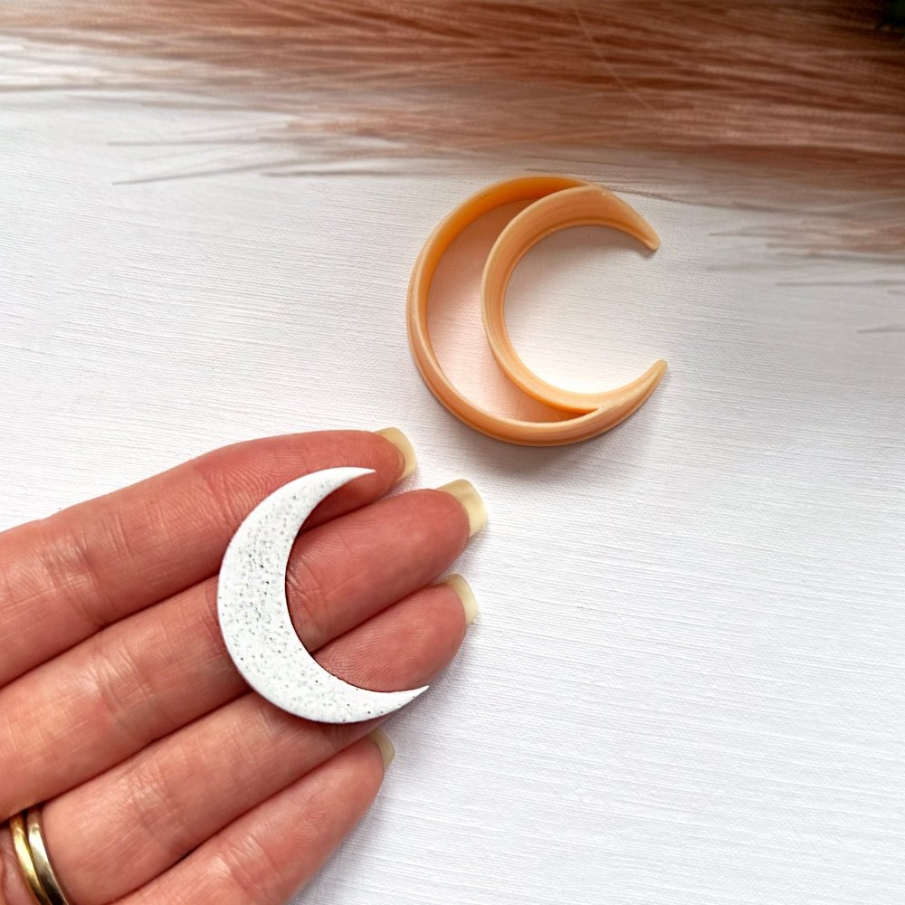 Skinny Moon Clay Cutter -