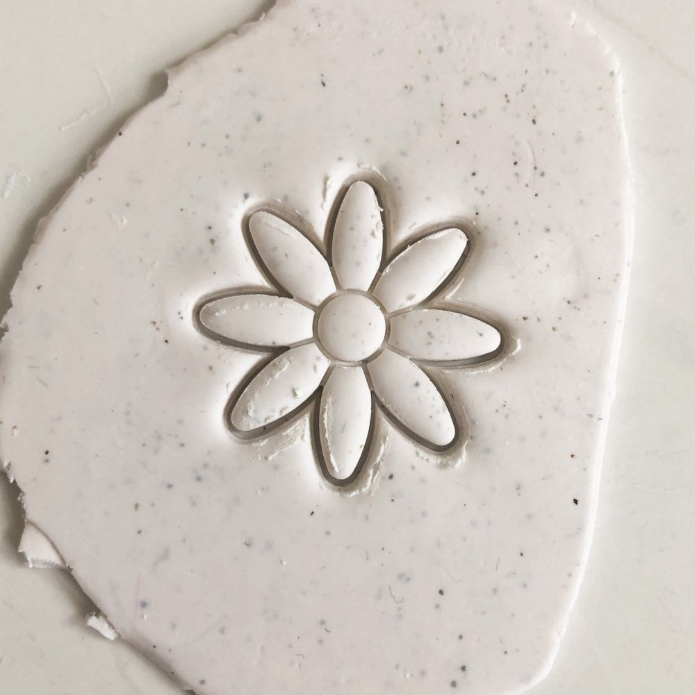 Daisy Embossed Clay Cutter | Flower -