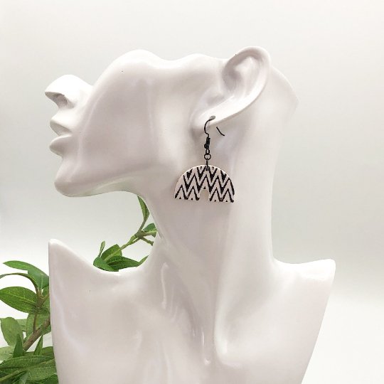 Herringbone Textile Silkscreen Stencil | Chevron Zig Zag Pattern for Polymer Clay -