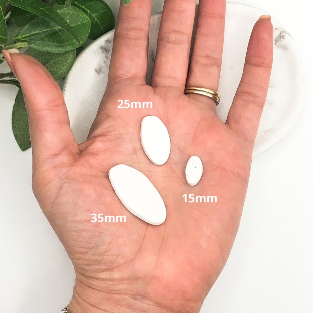 Organic Oval Clay Cutter | Pebble -