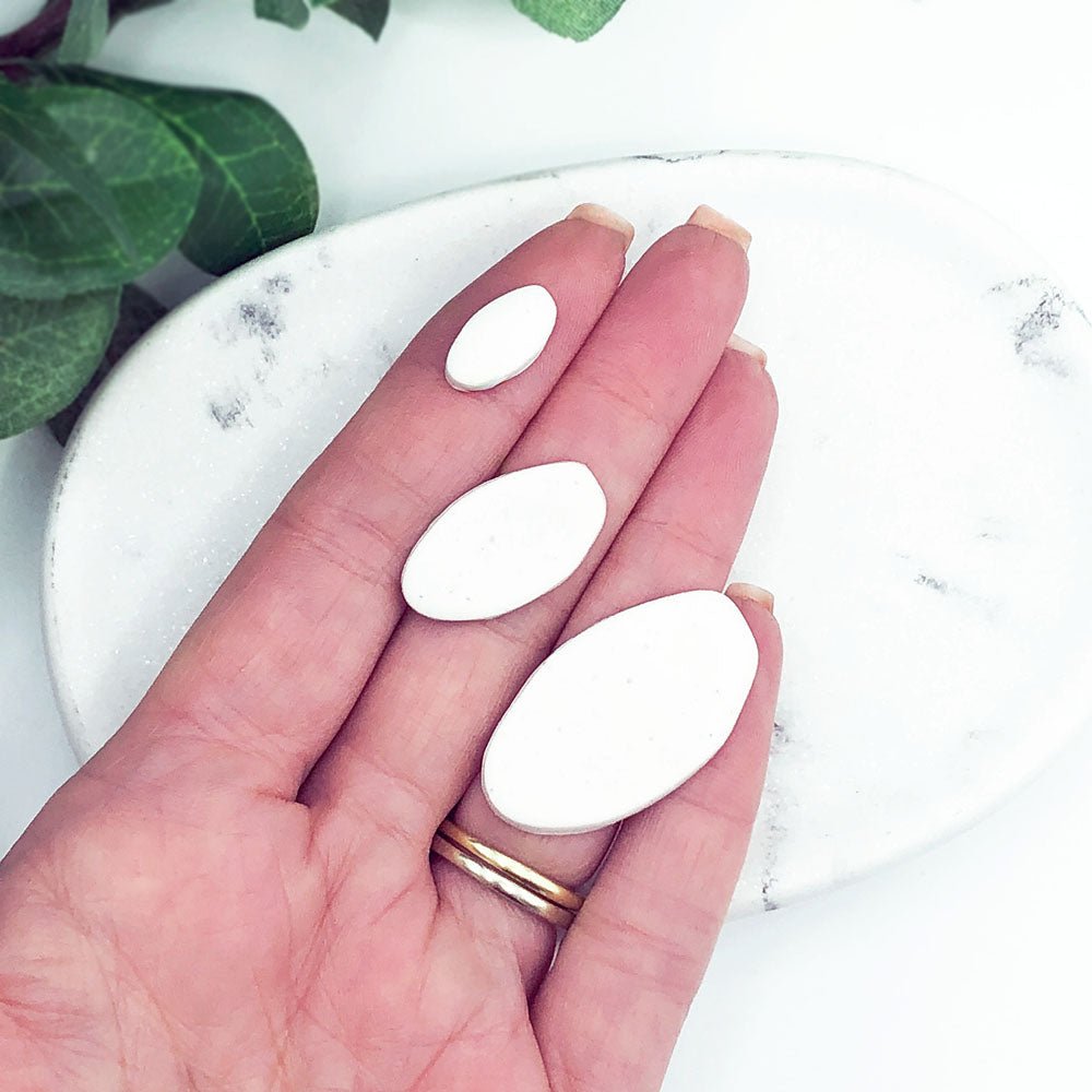 Organic Oval Clay Cutter | Pebble -