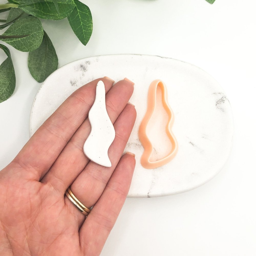 Organic Wavy Drop Clay Cutter | Mirror Set or Single -