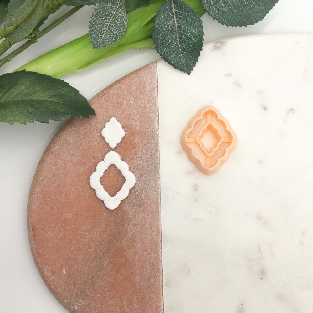 Scalloped Diamond Donut Clay Cutter -