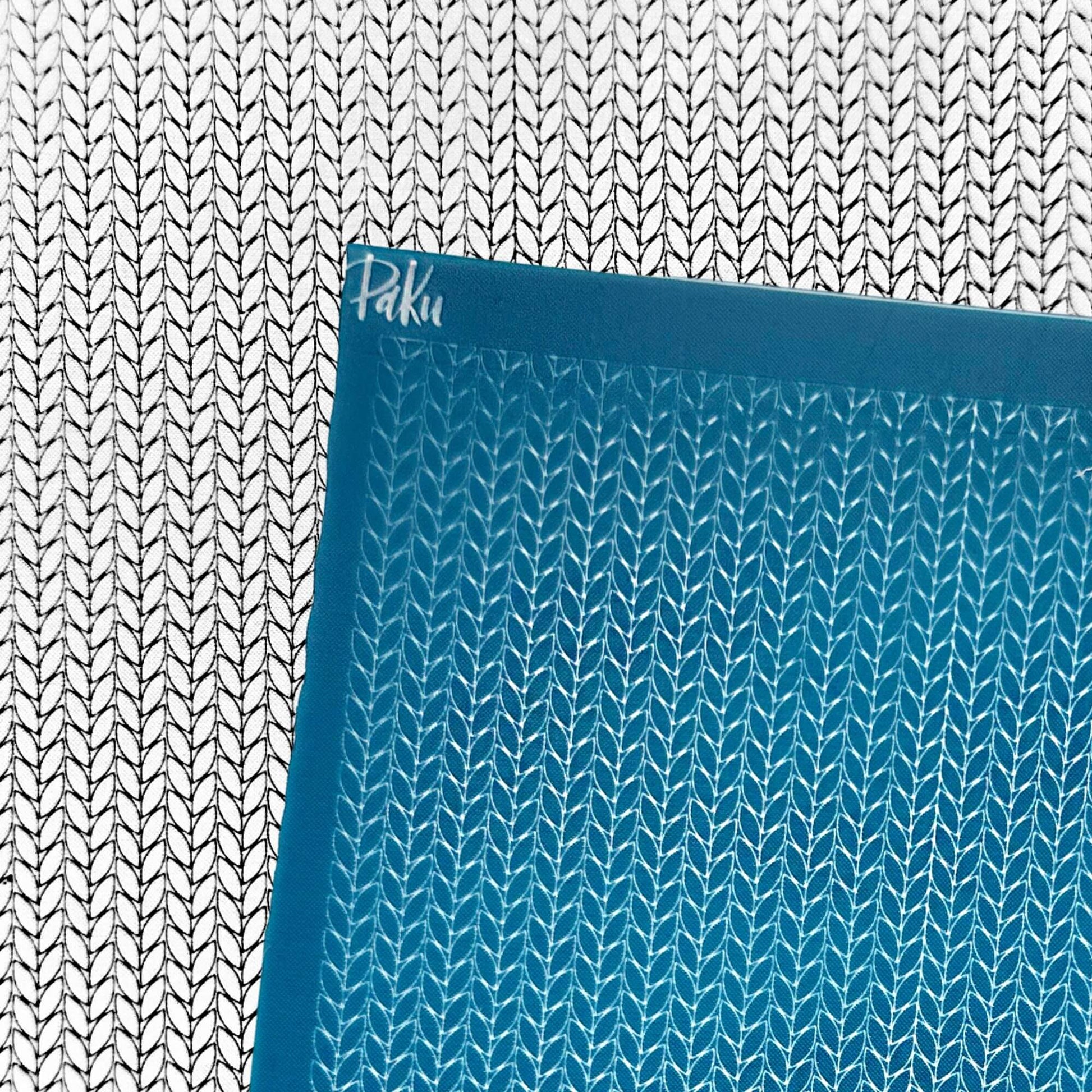 Knit silkscreen stencil blue, with black and white picture of image transfer