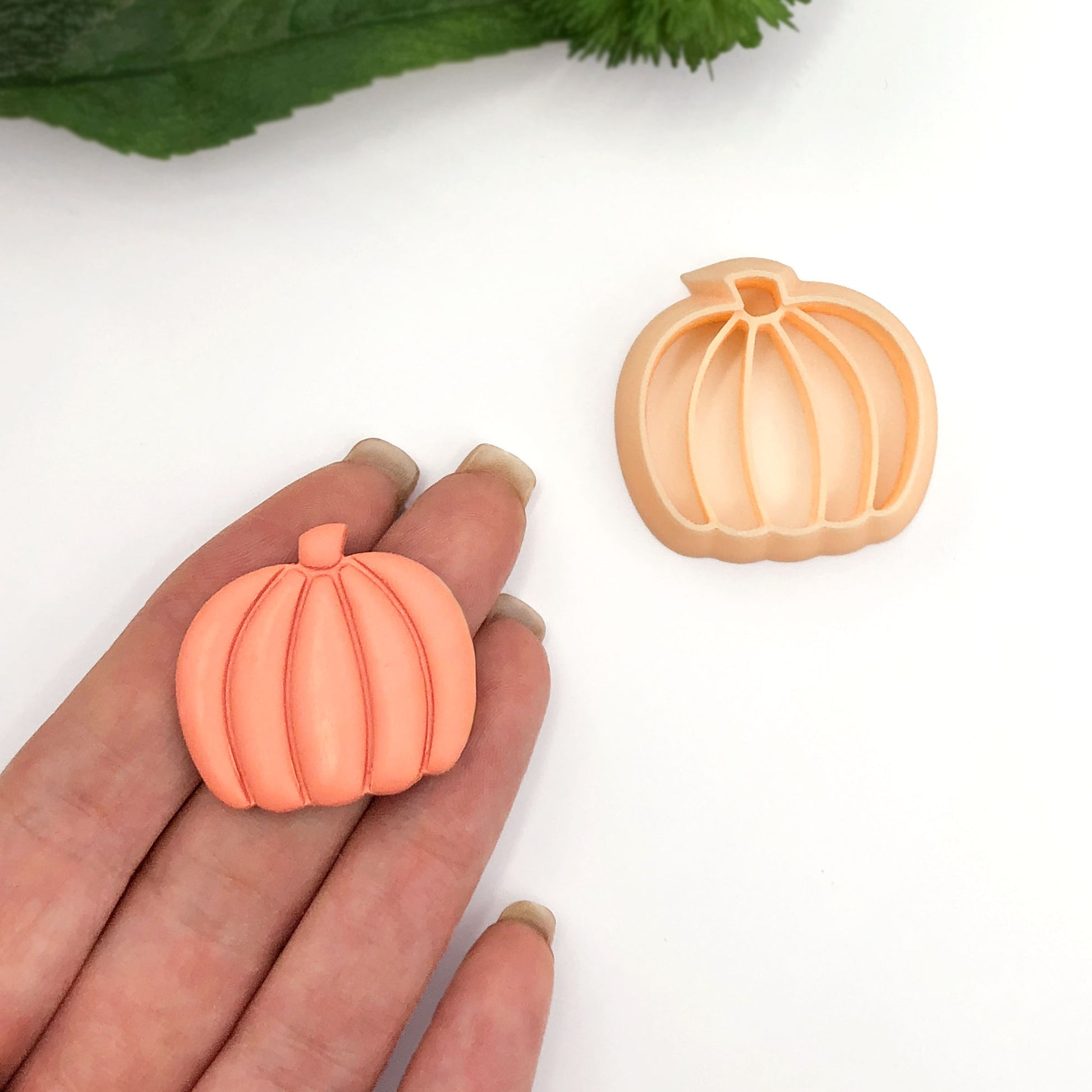 Pumpkin clay cutter for Hallween and autumn crafts. Sizes availble for polymer clay jewellery makers.