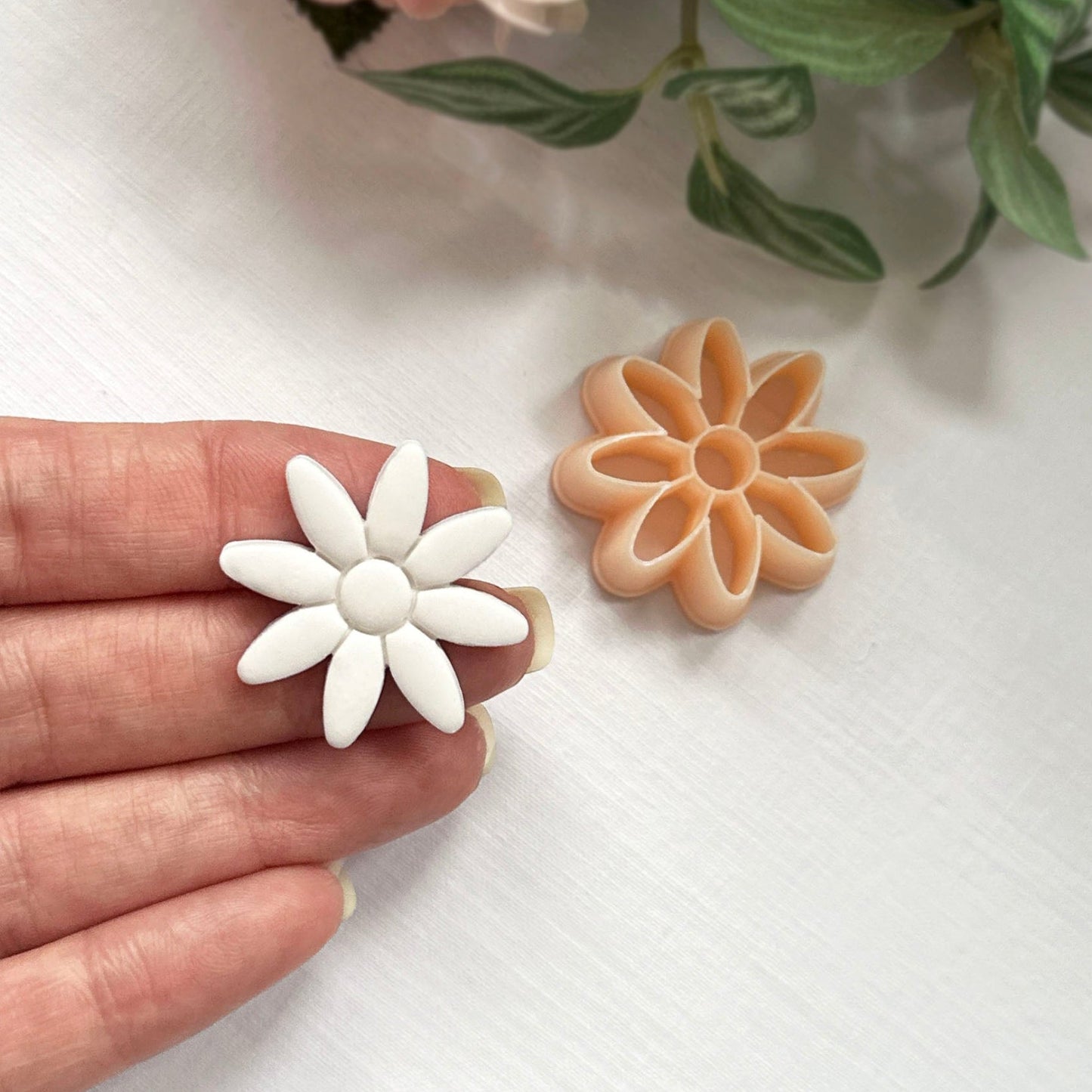 Daisy clay cutter with embossed inner detail. Great for polymer clay earring makers.