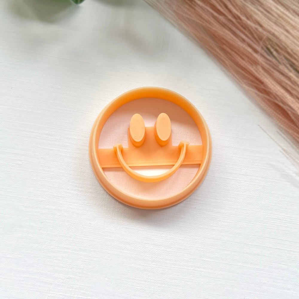 Face with a Smile Clay Cutter - 