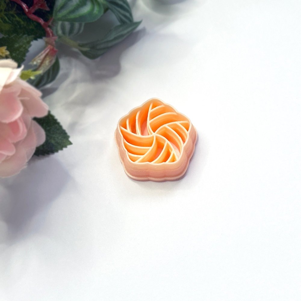 Knot Clay Cutter | Entwined Pentagon -