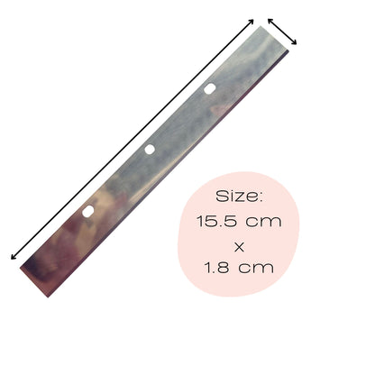 A metal blade shown diagonally on a white background with black dimension arrows indicating 15.5 cm length and 1.8cm