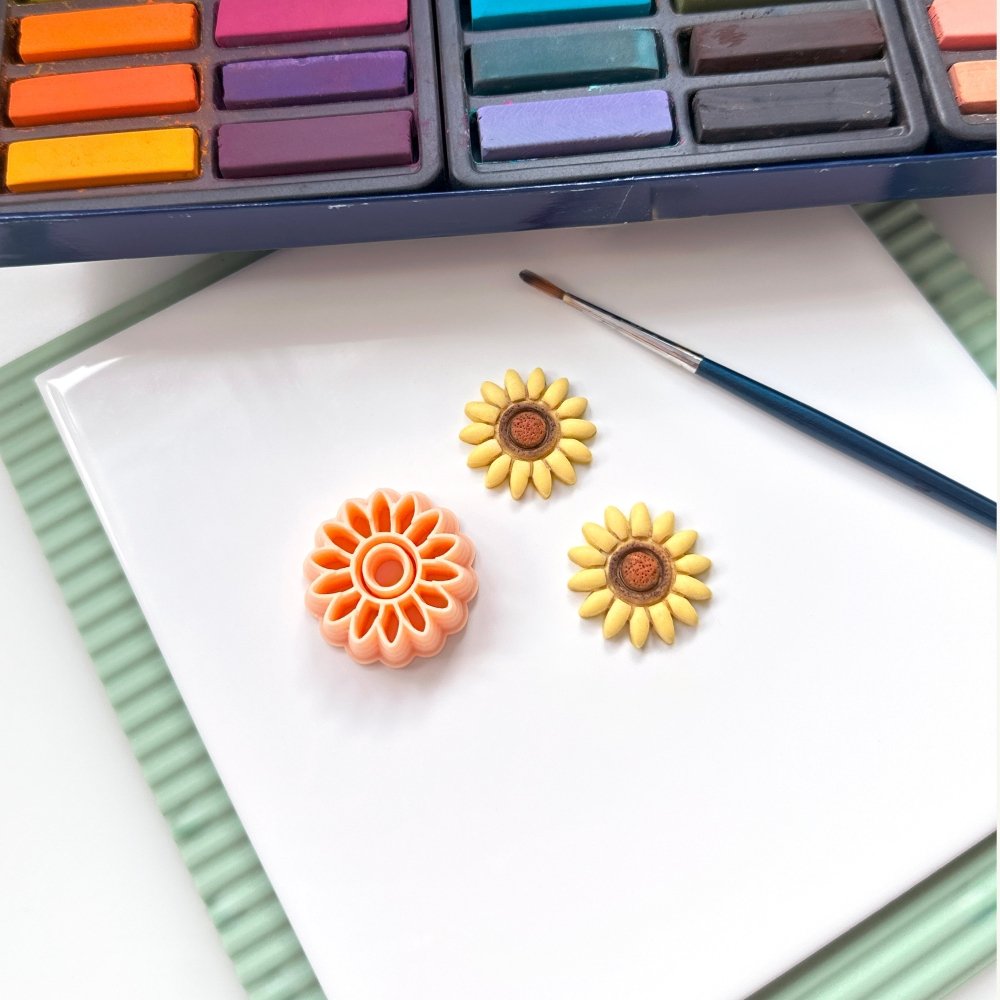 Sunflower Clay Cutter -
