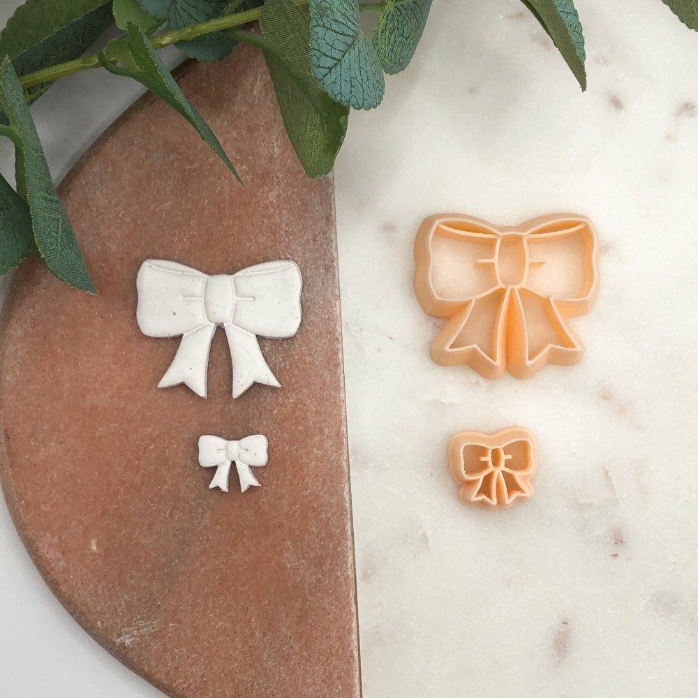 Bow Ribbon Embossed Clay Cutter -