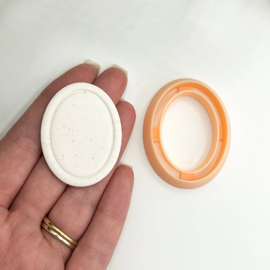 Chunky Oval Frame | Border Polymer Clay Cutter -