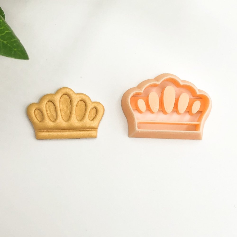 Crown Clay Cutter | Embossed Inner Stamp | King \ Queen -