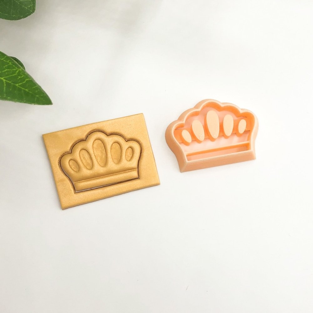 Crown Clay Cutter | Embossed Inner Stamp | King \ Queen -