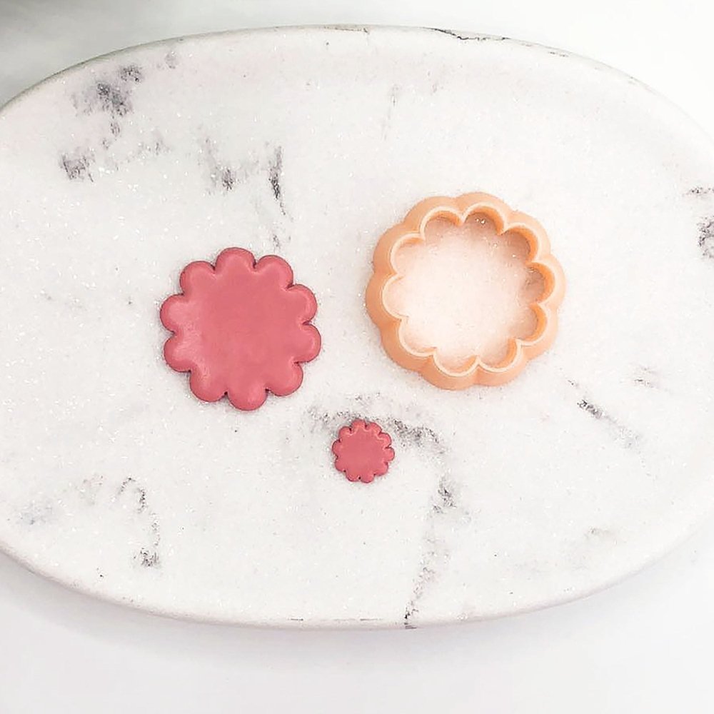 Flower 10 Petal Clay Cutter | Scalloped Circle -