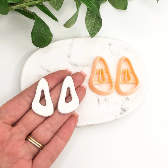 Organic Triangle | Wavy Donut Clay Cutter | Mirrored Pair -