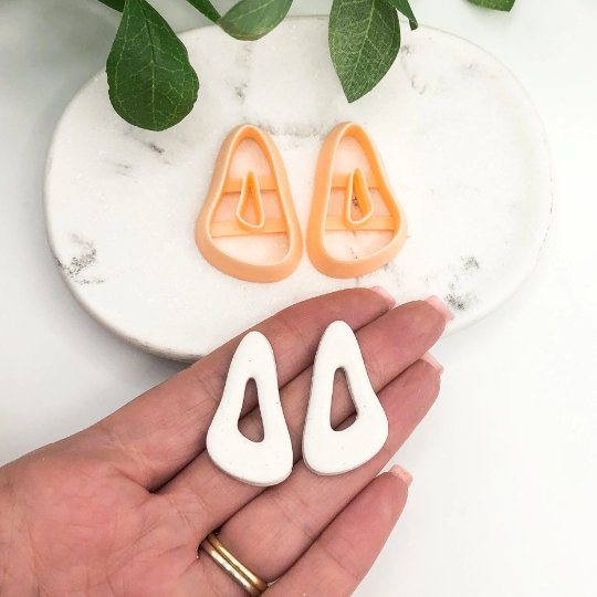 Organic Triangle | Wavy Donut Clay Cutter | Mirrored Pair -