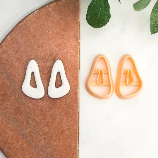 Organic Triangle | Wavy Donut Clay Cutter | Mirrored Pair -